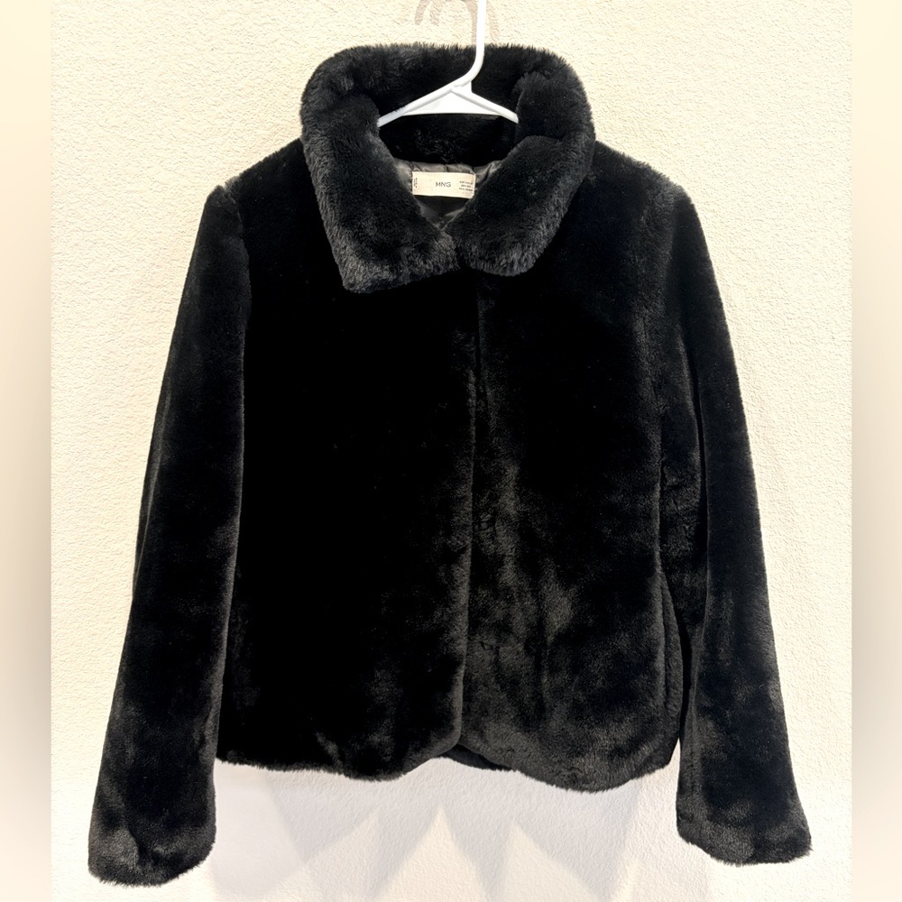 MANGO Velvet Short Coat - Black - XS